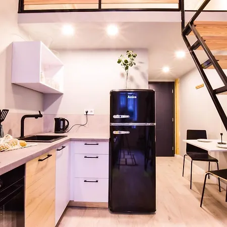 Апартаменти Premier Apartment Center - 5 Minutes Walk To Rynek Вроцлав